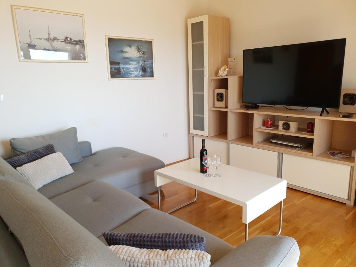 Apartment Tomo Makarska Exterior photo