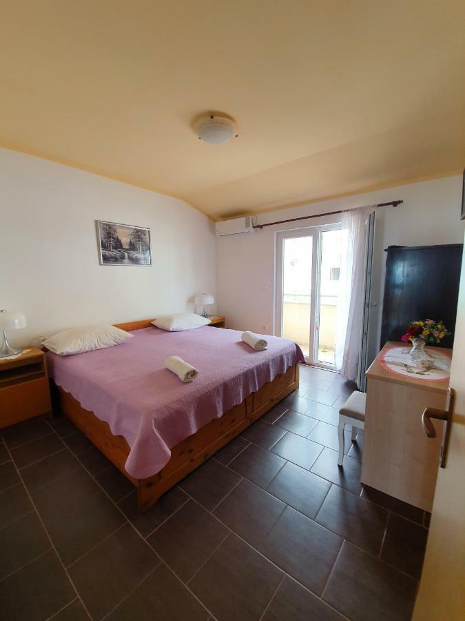 Apartment Tomo Makarska Exterior photo