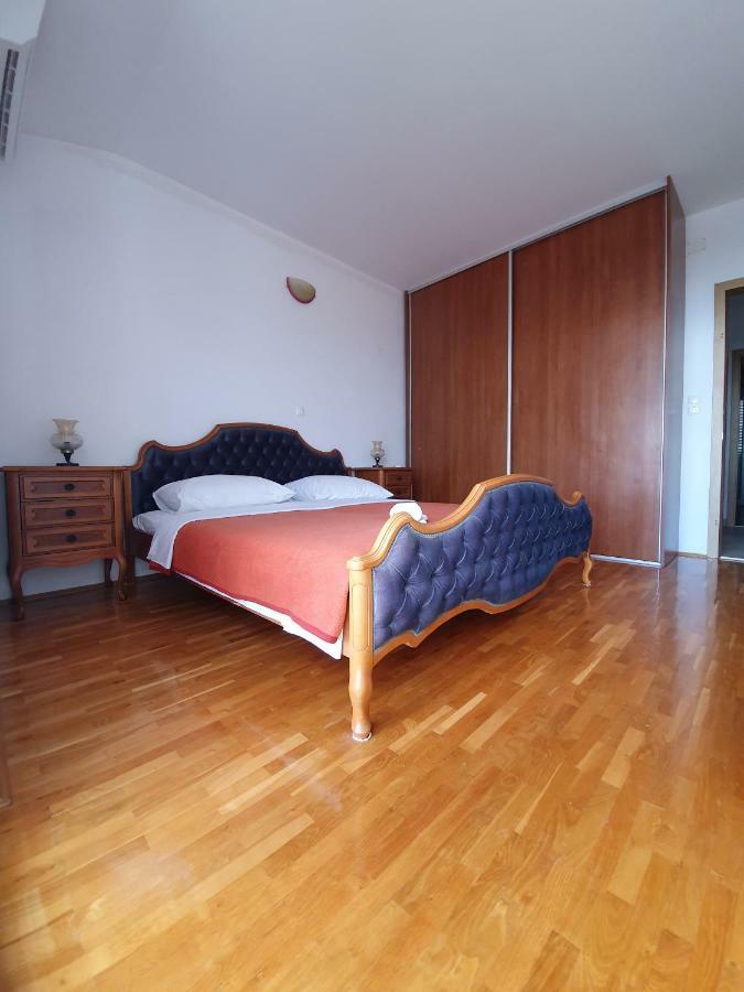 Apartment Tomo Makarska Exterior photo